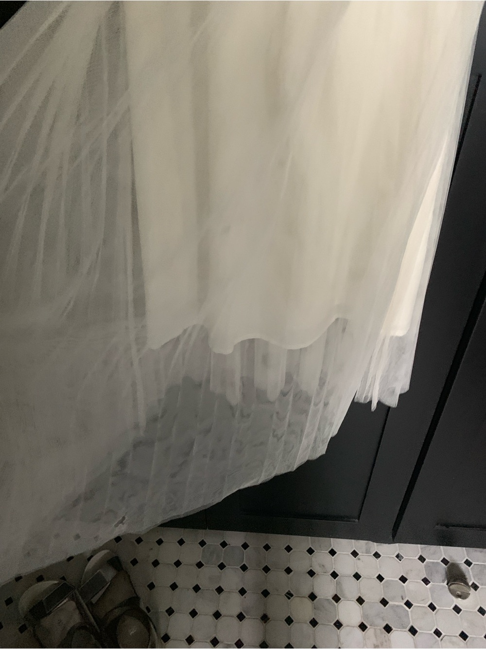 Sleeveless Ivory Tulle Midi Dress - Picture 7 of 8
